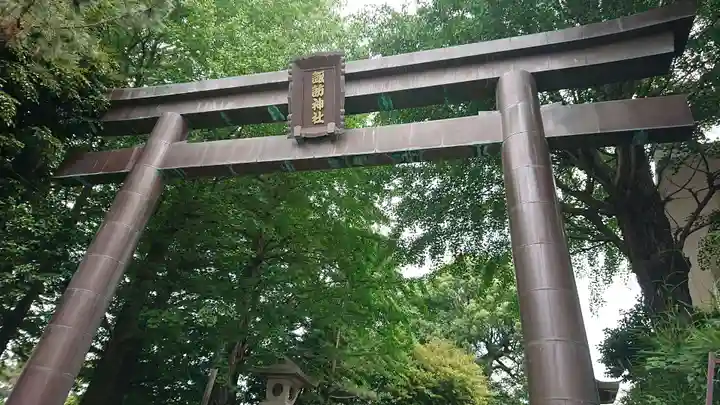 諏訪神社の鳥居