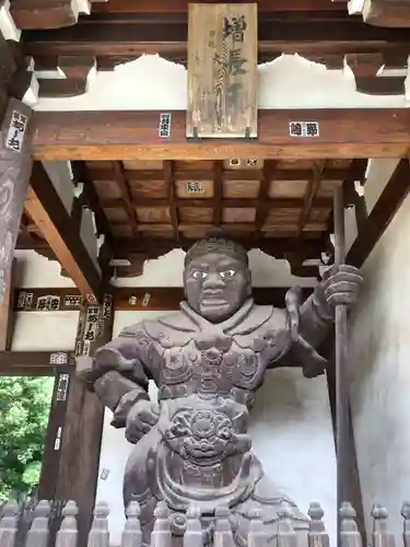 長命寺の像