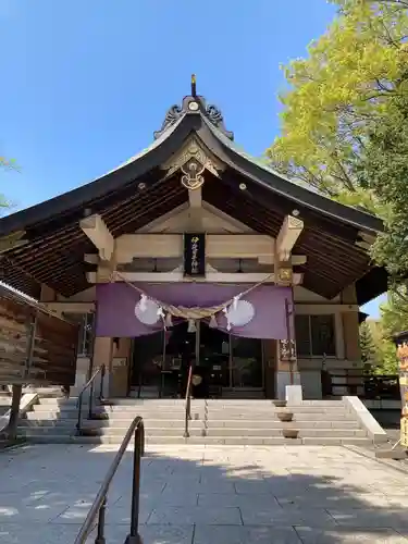 彌彦神社　(伊夜日子神社)の本殿・本堂