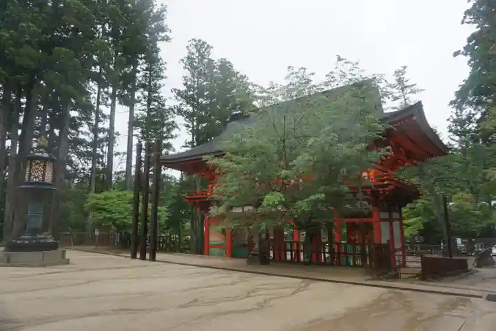 高野山金剛峯寺の山門・神門