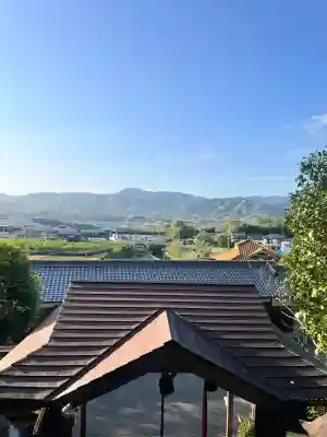 蟻通神社の{uncategorized: "未分類", other: "その他", undefined: "問題あり", building: "その他建物", grave: "お墓", sacred_gate: "鳥居", guardian: "狛犬", statue: "像", buddha: "仏像", history: "歴史", nature: "自然", garden: "庭園", animal: "動物", pagoda: "塔", temizu: "手水舎", mountain_gate: "山門・神門", sanctuary: "本殿・本堂", subordinate: "末社・摂社", art: "芸術", scenery: "景色", jizo: "地蔵", ema: "絵馬", goshuin: "御朱印", omikuji: "おみくじ", items: "授与品その他", amulet: "お守り", goshuincho: "御朱印帳", eats: "食事", festival: "お祭り", votive_dance: "神楽", shichigosan: "七五三参", wedding: "結婚式", experience: "体験その他", initially: "初詣", around: "周辺", anti_infection: "感染症対策"}