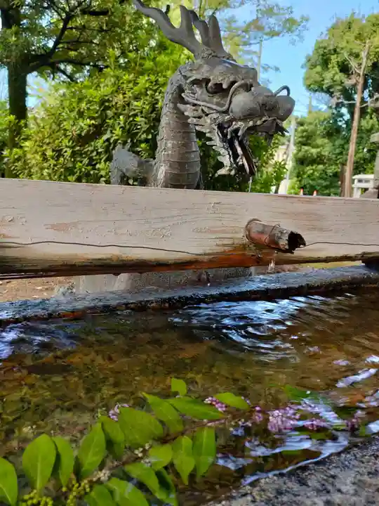 大神神社(花池)の手水舎