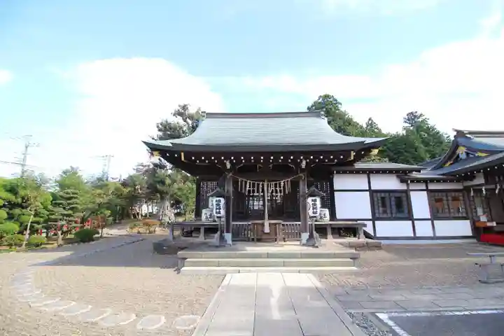 埴生神社の本殿・本堂