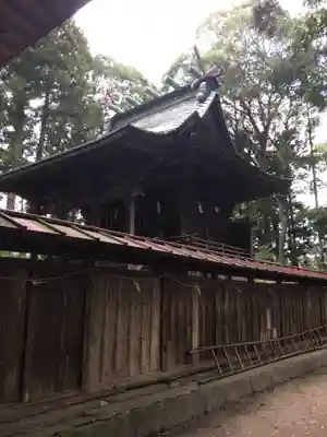 薩都神社の本殿・本堂