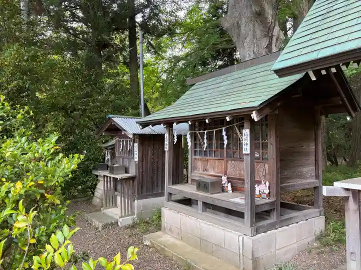 常陸第三宮 吉田神社の{uncategorized: "未分類", other: "その他", undefined: "問題あり", building: "その他建物", grave: "お墓", sacred_gate: "鳥居", guardian: "狛犬", statue: "像", buddha: "仏像", history: "歴史", nature: "自然", garden: "庭園", animal: "動物", pagoda: "塔", temizu: "手水舎", mountain_gate: "山門・神門", sanctuary: "本殿・本堂", subordinate: "末社・摂社", art: "芸術", scenery: "景色", jizo: "地蔵", ema: "絵馬", goshuin: "御朱印", omikuji: "おみくじ", items: "授与品その他", amulet: "お守り", goshuincho: "御朱印帳", eats: "食事", festival: "お祭り", votive_dance: "神楽", shichigosan: "七五三参", wedding: "結婚式", experience: "体験その他", initially: "初詣", around: "周辺", anti_infection: "感染症対策"}