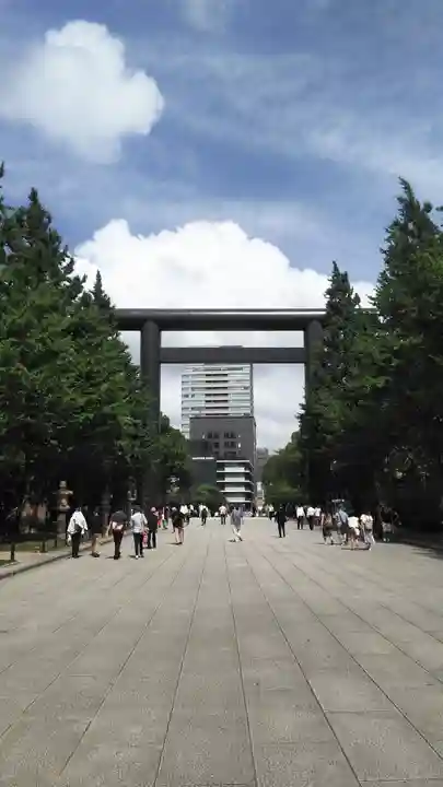 靖國神社の鳥居