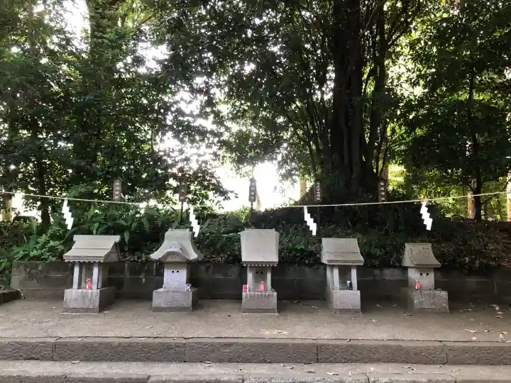 比々多神社の{uncategorized: "未分類", other: "その他", undefined: "問題あり", building: "その他建物", grave: "お墓", sacred_gate: "鳥居", guardian: "狛犬", statue: "像", buddha: "仏像", history: "歴史", nature: "自然", garden: "庭園", animal: "動物", pagoda: "塔", temizu: "手水舎", mountain_gate: "山門・神門", sanctuary: "本殿・本堂", subordinate: "末社・摂社", art: "芸術", scenery: "景色", jizo: "地蔵", ema: "絵馬", goshuin: "御朱印", omikuji: "おみくじ", items: "授与品その他", amulet: "お守り", goshuincho: "御朱印帳", eats: "食事", festival: "お祭り", votive_dance: "神楽", shichigosan: "七五三参", wedding: "結婚式", experience: "体験その他", initially: "初詣", around: "周辺", anti_infection: "感染症対策"}