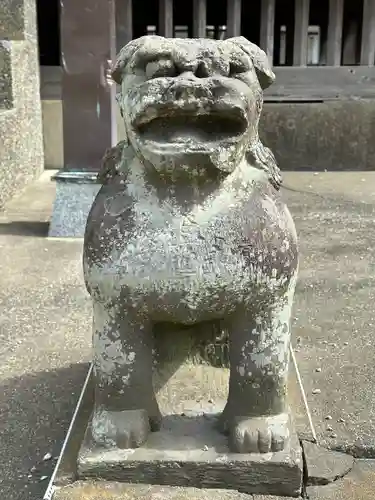 久伊豆神社の狛犬