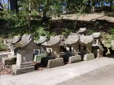 八雲神社(緑町)の末社・摂社
