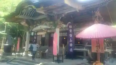 宝登山神社の本殿・本堂