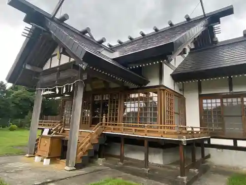 谷地頭神社の本殿