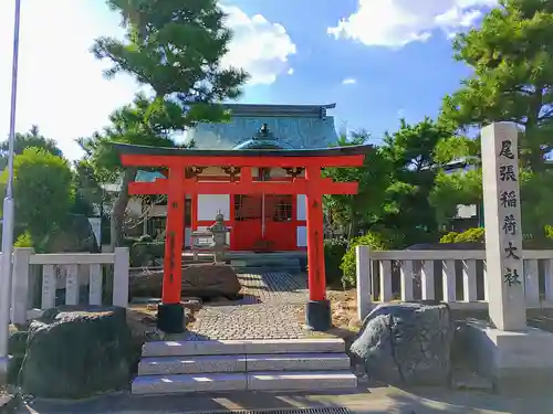 尾張稲荷大社の鳥居