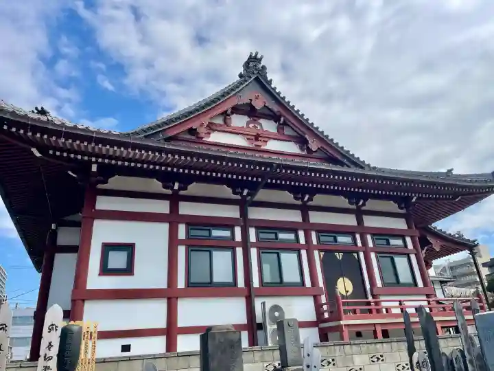 成佛寺の{uncategorized: "未分類", other: "その他", undefined: "問題あり", building: "その他建物", grave: "お墓", sacred_gate: "鳥居", guardian: "狛犬", statue: "像", buddha: "仏像", history: "歴史", nature: "自然", garden: "庭園", animal: "動物", pagoda: "塔", temizu: "手水舎", mountain_gate: "山門・神門", sanctuary: "本殿・本堂", subordinate: "末社・摂社", art: "芸術", scenery: "景色", jizo: "地蔵", ema: "絵馬", goshuin: "御朱印", omikuji: "おみくじ", items: "授与品その他", amulet: "お守り", goshuincho: "御朱印帳", eats: "食事", festival: "お祭り", votive_dance: "神楽", shichigosan: "七五三参", wedding: "結婚式", experience: "体験その他", initially: "初詣", around: "周辺", anti_infection: "感染症対策"}
