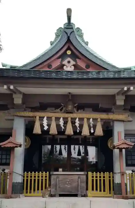 白髭神社の本殿・本堂