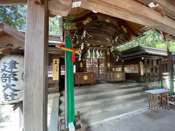 建部大社の本殿・本堂