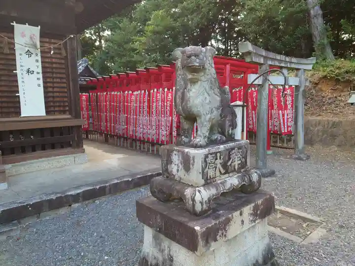 七所神社(百々七所神社)の狛犬