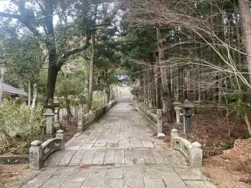 林田八幡神社の{uncategorized: "未分類", other: "その他", undefined: "問題あり", building: "その他建物", grave: "お墓", sacred_gate: "鳥居", guardian: "狛犬", statue: "像", buddha: "仏像", history: "歴史", nature: "自然", garden: "庭園", animal: "動物", pagoda: "塔", temizu: "手水舎", mountain_gate: "山門・神門", sanctuary: "本殿・本堂", subordinate: "末社・摂社", art: "芸術", scenery: "景色", jizo: "地蔵", ema: "絵馬", goshuin: "御朱印", omikuji: "おみくじ", items: "授与品その他", amulet: "お守り", goshuincho: "御朱印帳", eats: "食事", festival: "お祭り", votive_dance: "神楽", shichigosan: "七五三参", wedding: "結婚式", experience: "体験その他", initially: "初詣", around: "周辺", anti_infection: "感染症対策"}