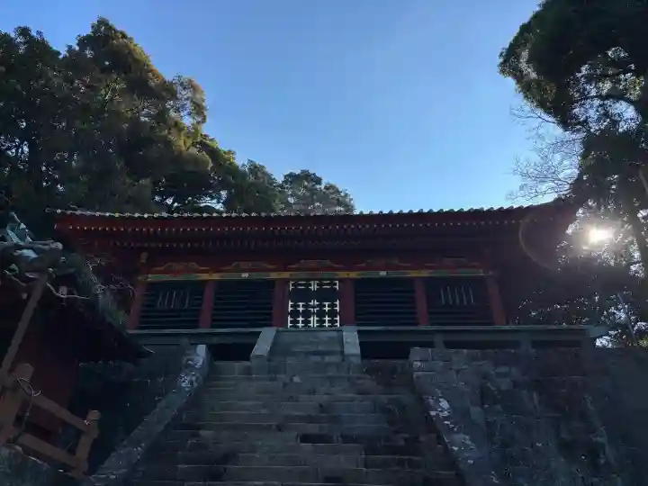 久能山東照宮の{uncategorized: "未分類", other: "その他", undefined: "問題あり", building: "その他建物", grave: "お墓", sacred_gate: "鳥居", guardian: "狛犬", statue: "像", buddha: "仏像", history: "歴史", nature: "自然", garden: "庭園", animal: "動物", pagoda: "塔", temizu: "手水舎", mountain_gate: "山門・神門", sanctuary: "本殿・本堂", subordinate: "末社・摂社", art: "芸術", scenery: "景色", jizo: "地蔵", ema: "絵馬", goshuin: "御朱印", omikuji: "おみくじ", items: "授与品その他", amulet: "お守り", goshuincho: "御朱印帳", eats: "食事", festival: "お祭り", votive_dance: "神楽", shichigosan: "七五三参", wedding: "結婚式", experience: "体験その他", initially: "初詣", around: "周辺", anti_infection: "感染症対策"}