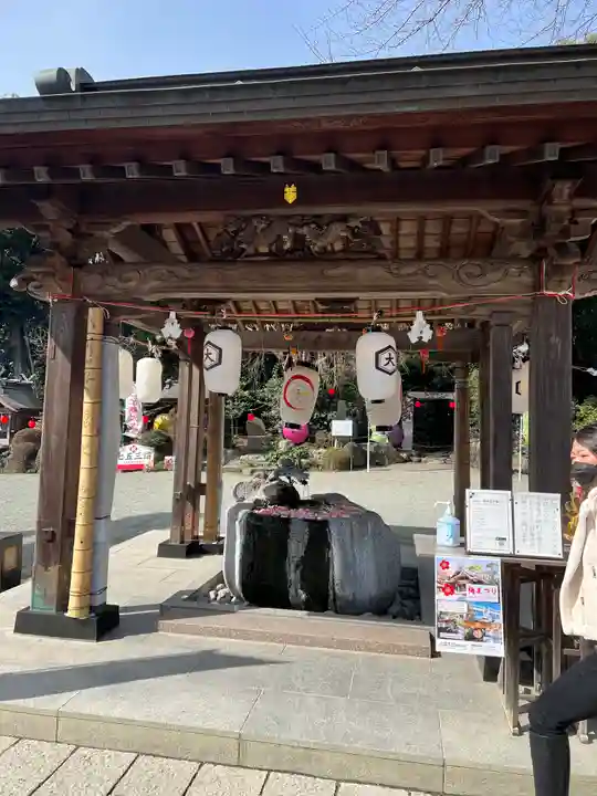 出雲大社相模分祠の手水舎