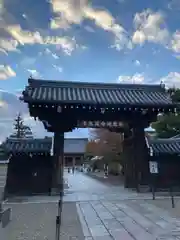 壬生寺の山門