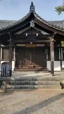 大御堂寺(野間大坊)の{uncategorized: "未分類", other: "その他", undefined: "問題あり", building: "その他建物", grave: "お墓", sacred_gate: "鳥居", guardian: "狛犬", statue: "像", buddha: "仏像", history: "歴史", nature: "自然", garden: "庭園", animal: "動物", pagoda: "塔", temizu: "手水舎", mountain_gate: "山門・神門", sanctuary: "本殿・本堂", subordinate: "末社・摂社", art: "芸術", scenery: "景色", jizo: "地蔵", ema: "絵馬", goshuin: "御朱印", omikuji: "おみくじ", items: "授与品その他", amulet: "お守り", goshuincho: "御朱印帳", eats: "食事", festival: "お祭り", votive_dance: "神楽", shichigosan: "七五三参", wedding: "結婚式", experience: "体験その他", initially: "初詣", around: "周辺", anti_infection: "感染症対策"}