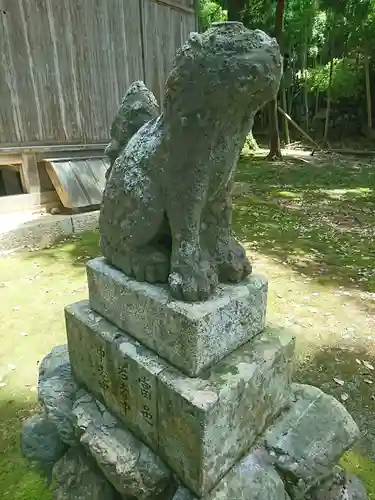 多田神社の狛犬