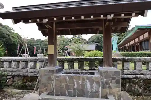 松江護國神社の手水舎