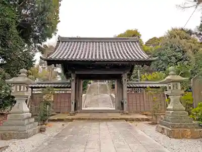 妙立寺の山門・神門
