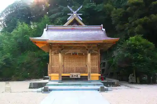 多久神社の本殿