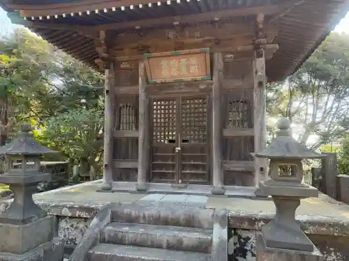 法性寺の{uncategorized: "未分類", other: "その他", undefined: "問題あり", building: "その他建物", grave: "お墓", sacred_gate: "鳥居", guardian: "狛犬", statue: "像", buddha: "仏像", history: "歴史", nature: "自然", garden: "庭園", animal: "動物", pagoda: "塔", temizu: "手水舎", mountain_gate: "山門・神門", sanctuary: "本殿・本堂", subordinate: "末社・摂社", art: "芸術", scenery: "景色", jizo: "地蔵", ema: "絵馬", goshuin: "御朱印", omikuji: "おみくじ", items: "授与品その他", amulet: "お守り", goshuincho: "御朱印帳", eats: "食事", festival: "お祭り", votive_dance: "神楽", shichigosan: "七五三参", wedding: "結婚式", experience: "体験その他", initially: "初詣", around: "周辺", anti_infection: "感染症対策"}