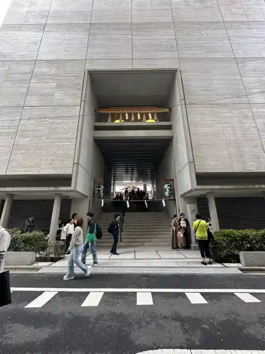 水天宮の{uncategorized: "未分類", other: "その他", undefined: "問題あり", building: "その他建物", grave: "お墓", sacred_gate: "鳥居", guardian: "狛犬", statue: "像", buddha: "仏像", history: "歴史", nature: "自然", garden: "庭園", animal: "動物", pagoda: "塔", temizu: "手水舎", mountain_gate: "山門・神門", sanctuary: "本殿・本堂", subordinate: "末社・摂社", art: "芸術", scenery: "景色", jizo: "地蔵", ema: "絵馬", goshuin: "御朱印", omikuji: "おみくじ", items: "授与品その他", amulet: "お守り", goshuincho: "御朱印帳", eats: "食事", festival: "お祭り", votive_dance: "神楽", shichigosan: "七五三参", wedding: "結婚式", experience: "体験その他", initially: "初詣", around: "周辺", anti_infection: "感染症対策"}