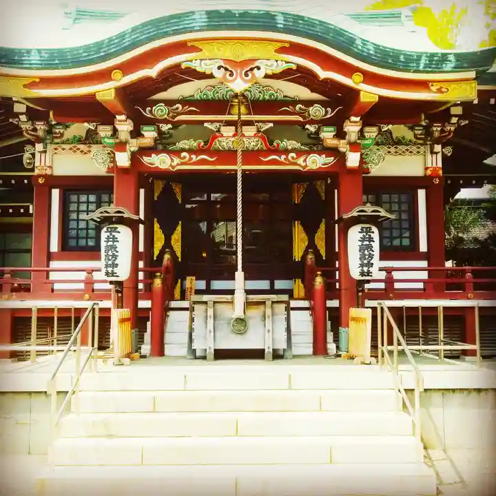 諏訪神社の本殿・本堂