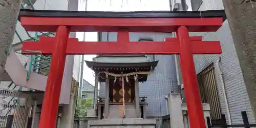 重吉稲荷神社の鳥居