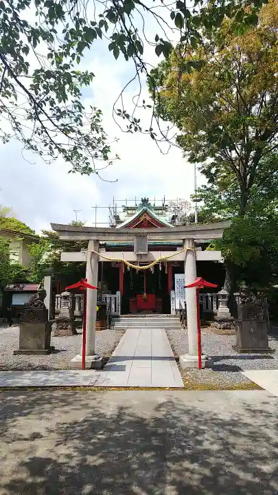 (芝生)浅間神社の鳥居