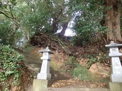 阿麻氐留神社の建物その他