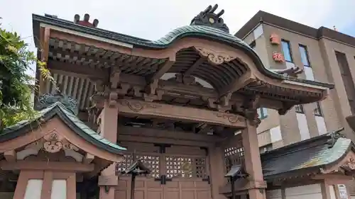 量徳寺の山門・神門