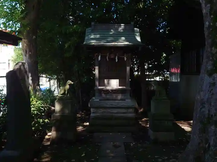 豊玉氷川神社の末社・摂社
