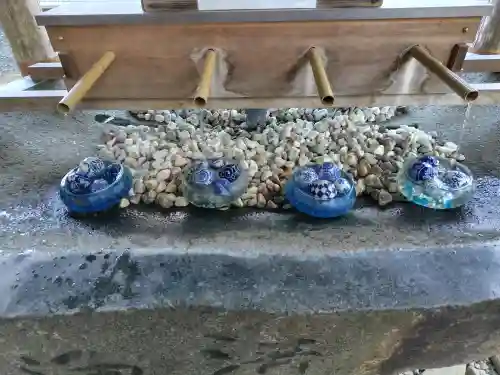 金刀比羅神社の{uncategorized: "未分類", other: "その他", undefined: "問題あり", building: "その他建物", grave: "お墓", sacred_gate: "鳥居", guardian: "狛犬", statue: "像", buddha: "仏像", history: "歴史", nature: "自然", garden: "庭園", animal: "動物", pagoda: "塔", temizu: "手水舎", mountain_gate: "山門・神門", sanctuary: "本殿・本堂", subordinate: "末社・摂社", art: "芸術", scenery: "景色", jizo: "地蔵", ema: "絵馬", goshuin: "御朱印", omikuji: "おみくじ", items: "授与品その他", amulet: "お守り", goshuincho: "御朱印帳", eats: "食事", festival: "お祭り", votive_dance: "神楽", shichigosan: "七五三参", wedding: "結婚式", experience: "体験その他", initially: "初詣", around: "周辺", anti_infection: "感染症対策"}