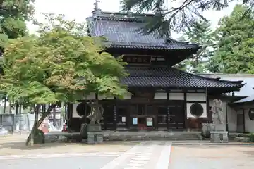 大慈寺の本殿・本堂