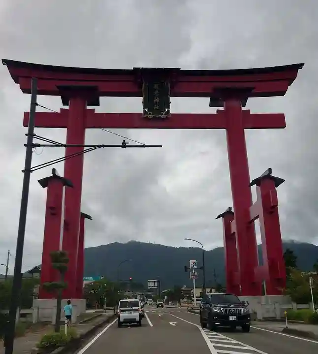 彌彦神社(新潟県)
