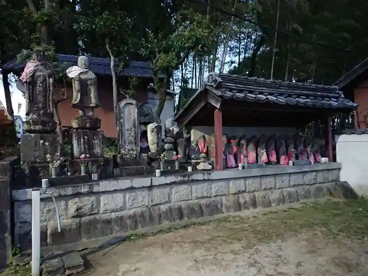 秋葉寺の末社・摂社