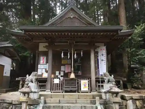 九頭龍神社の本殿・本堂