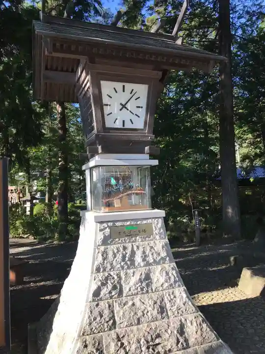 諏訪大社下社秋宮の塔