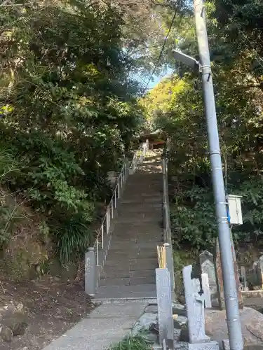 龍口寺の{uncategorized: "未分類", other: "その他", undefined: "問題あり", building: "その他建物", grave: "お墓", sacred_gate: "鳥居", guardian: "狛犬", statue: "像", buddha: "仏像", history: "歴史", nature: "自然", garden: "庭園", animal: "動物", pagoda: "塔", temizu: "手水舎", mountain_gate: "山門・神門", sanctuary: "本殿・本堂", subordinate: "末社・摂社", art: "芸術", scenery: "景色", jizo: "地蔵", ema: "絵馬", goshuin: "御朱印", omikuji: "おみくじ", items: "授与品その他", amulet: "お守り", goshuincho: "御朱印帳", eats: "食事", festival: "お祭り", votive_dance: "神楽", shichigosan: "七五三参", wedding: "結婚式", experience: "体験その他", initially: "初詣", around: "周辺", anti_infection: "感染症対策"}