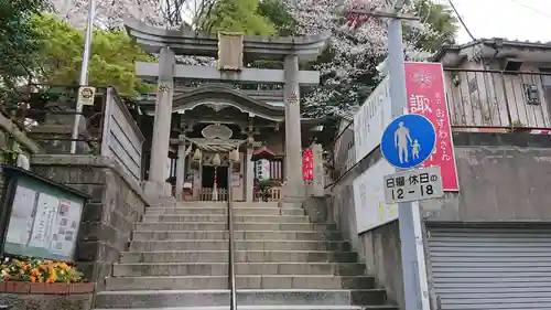 石川町諏訪神社の鳥居