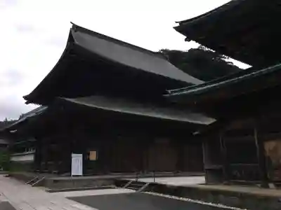 建長寺の本殿・本堂