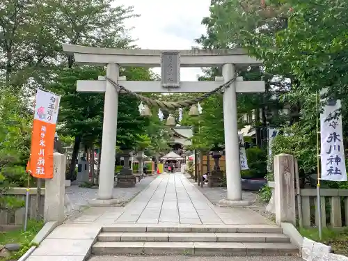 鎮守氷川神社の鳥居