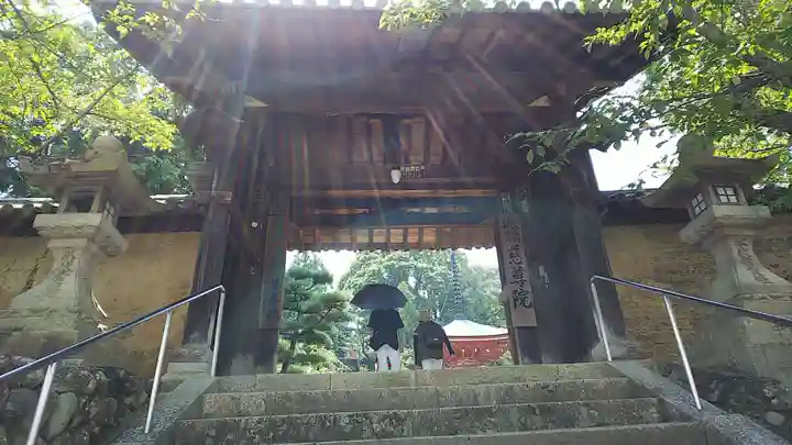 慈尊院の山門・神門
