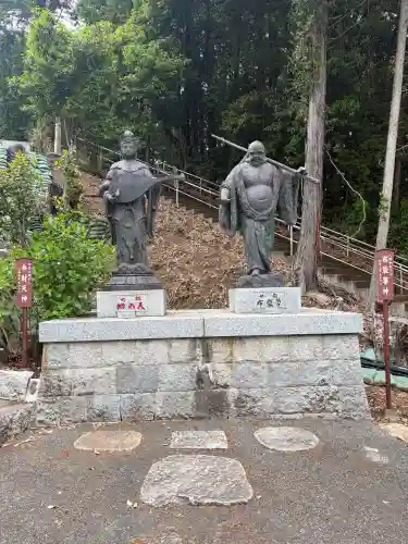 安養寺の{uncategorized: "未分類", other: "その他", undefined: "問題あり", building: "その他建物", grave: "お墓", sacred_gate: "鳥居", guardian: "狛犬", statue: "像", buddha: "仏像", history: "歴史", nature: "自然", garden: "庭園", animal: "動物", pagoda: "塔", temizu: "手水舎", mountain_gate: "山門・神門", sanctuary: "本殿・本堂", subordinate: "末社・摂社", art: "芸術", scenery: "景色", jizo: "地蔵", ema: "絵馬", goshuin: "御朱印", omikuji: "おみくじ", items: "授与品その他", amulet: "お守り", goshuincho: "御朱印帳", eats: "食事", festival: "お祭り", votive_dance: "神楽", shichigosan: "七五三参", wedding: "結婚式", experience: "体験その他", initially: "初詣", around: "周辺", anti_infection: "感染症対策"}