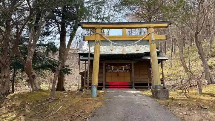 橡木山白木神社の{uncategorized: "未分類", other: "その他", undefined: "問題あり", building: "その他建物", grave: "お墓", sacred_gate: "鳥居", guardian: "狛犬", statue: "像", buddha: "仏像", history: "歴史", nature: "自然", garden: "庭園", animal: "動物", pagoda: "塔", temizu: "手水舎", mountain_gate: "山門・神門", sanctuary: "本殿・本堂", subordinate: "末社・摂社", art: "芸術", scenery: "景色", jizo: "地蔵", ema: "絵馬", goshuin: "御朱印", omikuji: "おみくじ", items: "授与品その他", amulet: "お守り", goshuincho: "御朱印帳", eats: "食事", festival: "お祭り", votive_dance: "神楽", shichigosan: "七五三参", wedding: "結婚式", experience: "体験その他", initially: "初詣", around: "周辺", anti_infection: "感染症対策"}